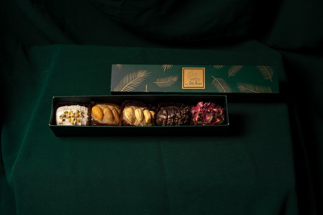 COFFRET DATTES FOURRÉES  5 PIÉCES